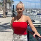 Linzee Ryder in 'Linzee Gives Good Lip Service'