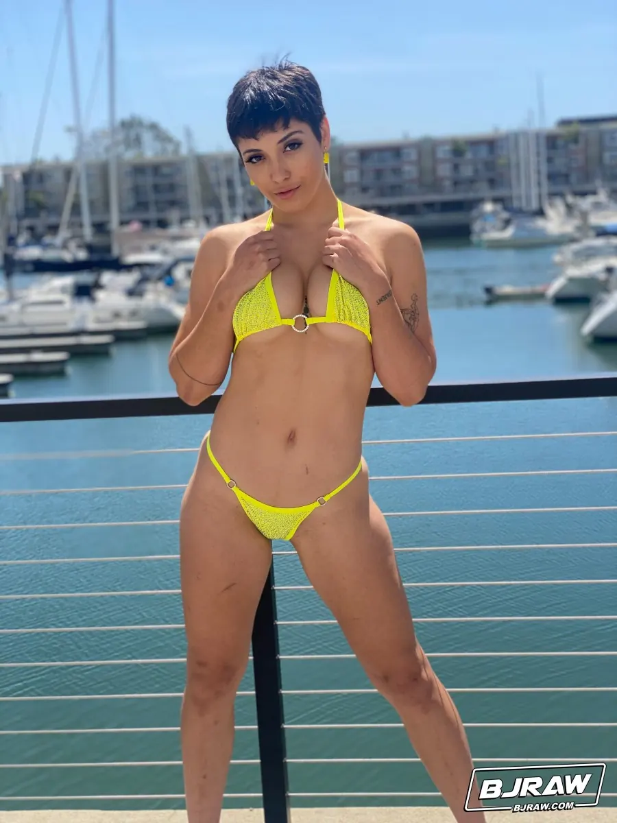 Brooklyn Gray - La cara de Brooklyn se carga | Picture (5)